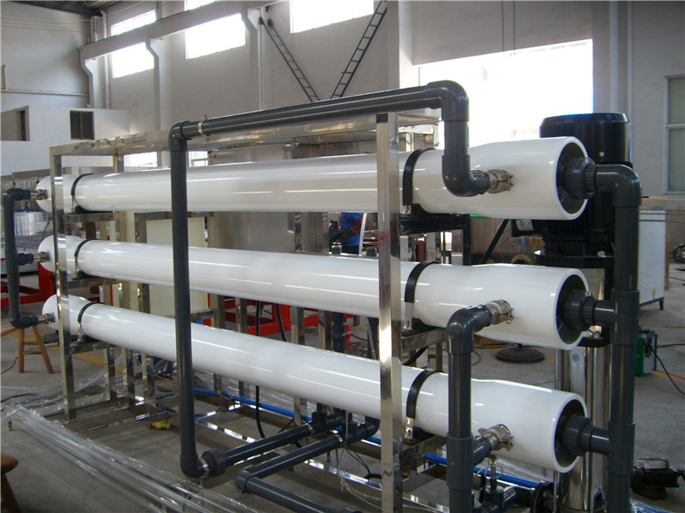 Water processing machine for drinking